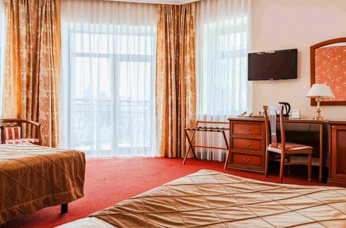 Однокомнатный двухместный номер (Джуниор сюит — 36 м2)